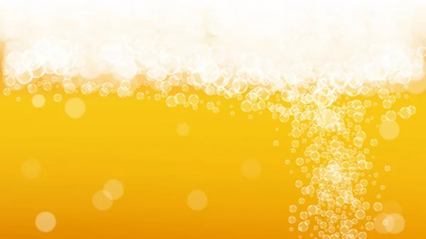 啤酒泡沫背景与现实的泡沫 餐厅菜单设计 横幅和传单的冷饮 黄色水平啤酒泡沫背景 一品脱金银花或啤酒 — 图库矢量图片