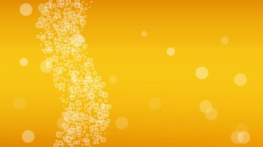 - Bira. Arkaplanda sıçrama izleri var. Oktoberfest köpüğü. pab menü konsepti. Gerçekçi beyaz baloncuklu açık bir bira. Bira ve altın sürahi için soğuk sıvı içecek..