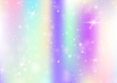 Gökkuşağı örgülü holografik arkaplan. Prenses renklerinde modaya uygun evren afişi. Hologramla fantezi gradyanı. Peri parıltıları, yıldızlar ve bulanıklıklarla holografik büyü arka planı.