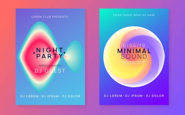 Müzik broşürü seti. Elektronik ses. Gece dansı yaşam tarzı tatili. Akışkan holografik gradyan şekil ve çizgi. Modern tekno şov davetiye şablonu. Yaz festivali ve müzik broşürü posteri..