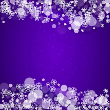 Ultraviyole kar taneleriyle Xmas temalı satış. Yeni yıl dondurucu arkaplanı. El ilanı, hediye kartı, davetiye, iş teklifi ve ilan için kış sınırı. Noel modasına uygun bir geçmiş. Xmas teması için bayram afişi