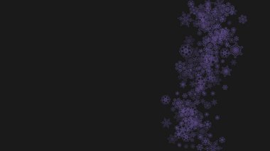 Ultraviyole kar taneleriyle Xmas satışları. El ilanı, hediye kartı, davetiye, iş teklifi ve ilan için kış çerçevesi. Noel modasına uygun bir geçmiş. Xmas satışları için bayram afişi. Yeni yıl karlı arkaplanı