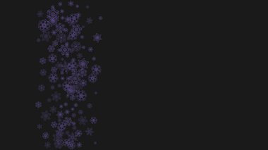 Ultra mor kar ile kaplı kar taneleri sınırı. El ilanı, hediye kartı, davetiye, iş teklifi ve ilan için kış çerçevesi. Tatil afişi için kar tanesi sınırlı bir Noel arkaplanı. Yeni yıl karlı arkaplanı