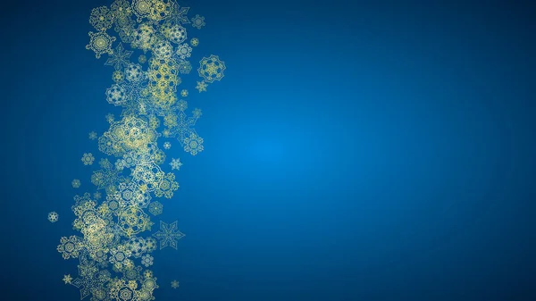 Nieuwjaarssneeuw Blauwe Achtergrond Gouden Glitter Sneeuwvlokken Kerstmis Nieuwjaar Sneeuw Vallen — Stockvector