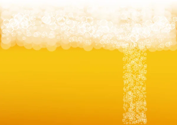 啤酒背景与现实的泡沫 酒吧和酒吧菜单设计 横幅和传单用清凉液体饮料 黄色水平啤酒背景与白色泡沫 酿酒厂设计用冷饮啤酒 — 图库矢量图片