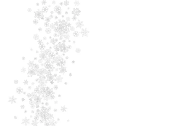 雪花落在白色的背景上 水平圣诞与新年快乐的主题 银白色雪花飘扬的旗帜 派对邀请函 伴侣的赞美和特别商务优惠 — 图库矢量图片