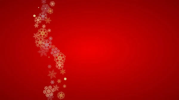 赤い背景にクリスマスの雪 冬のバナー ギフトクーポン バウチャー パーティーイベントのためのグリッターフレーム 黄金のクリスマスの雪とサンタクロースの色 休日のための水平降雪 — ストックベクタ