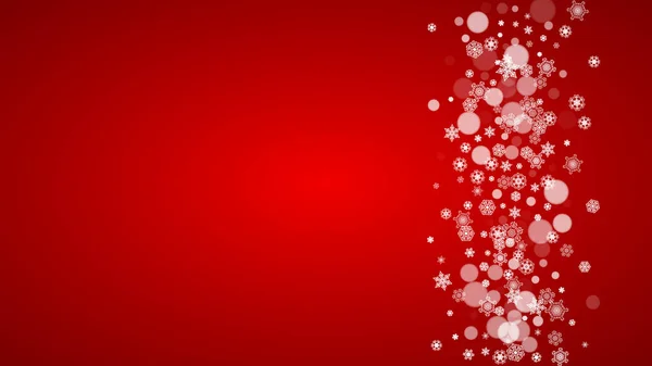 Weihnachten Schneeflocken Auf Rotem Hintergrund Weihnachtsmannfarben Horizontale Weihnachtsschneeflocken Rahmen Weihnachtsbanner — Stockvektor