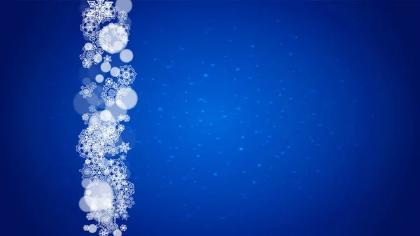 Nieuwjaar Frame Met Koude Sneeuwvlokken Blauwe Horizontale Achtergrond Met Sprankelingen — Stockvector