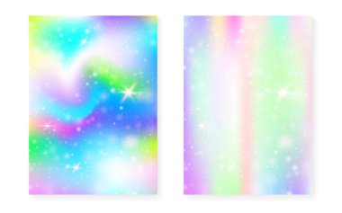 Kawaii Prenses Gradient ile gökkuşağı arka planı. Sihirli tek boynuzlu at hologramı. Holografik peri seti. Mistik fantezi kapağı. Parıltılı gökkuşağı arkaplanı ve güzel kız partisi daveti için yıldızlar.