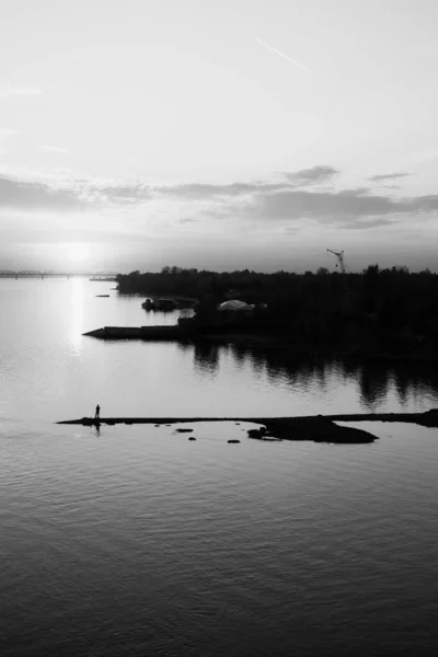 Крупный План Текстуры Воды Плавные Волны Воды Берегу Пейзажная Фотография — стоковое фото