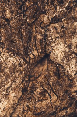 Yakın çekim kaya dokusu, kaya deseni ve dağlardaki kayaların soyutlanması.