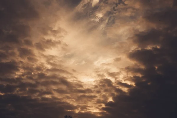 Ciel Texturé Incroyablement Beau Paysage Coloré Nuages Dans Ciel Orange — Photo