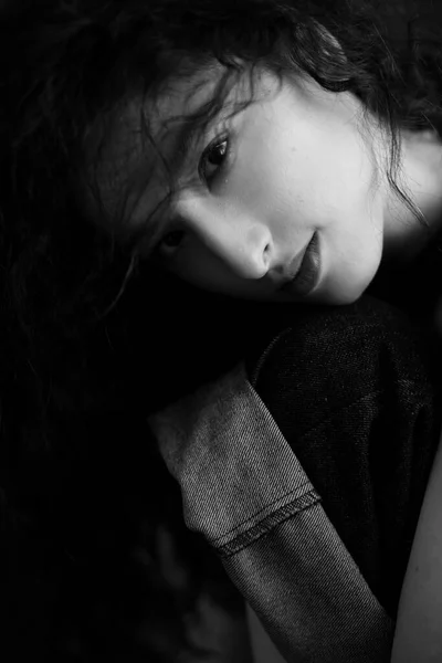 Sensual Black White Portrait Brunette Girl Curly Hair — Stok fotoğraf