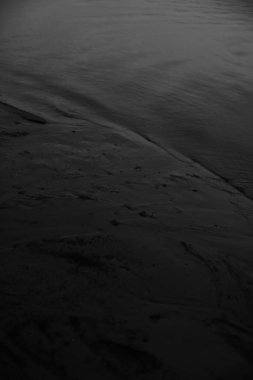 Güzel bir kumsal ve okyanus dokusu.