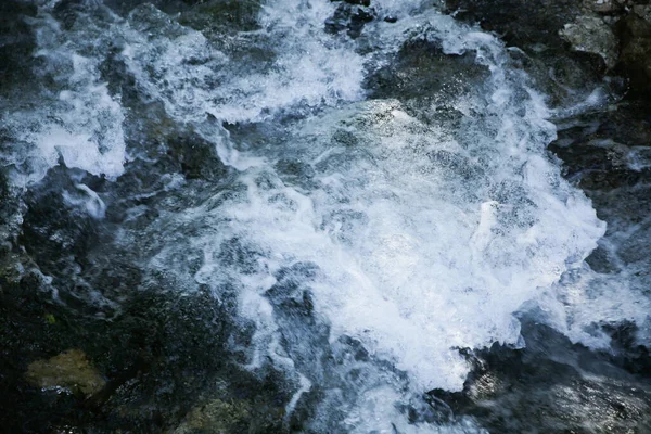 Río Montaña Furioso Foto Del Agua Movimiento Paisaje Artístico Del —  Fotos de Stock