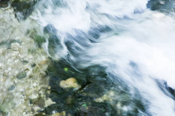 Río Montaña Furioso Foto Del Agua Movimiento Paisaje Artístico Del —  Fotos de Stock