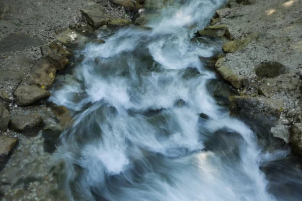 Гойдалка Гірської Річки Фотографія Води Русі Художній Ландшафт Водного Елемента — стокове фото