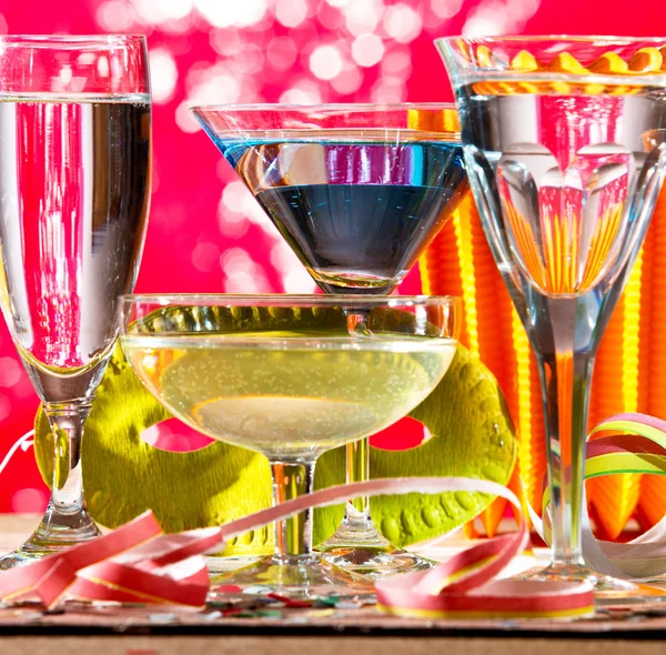 Wine Glasses And Carnival Mask — Stock Photo, Image