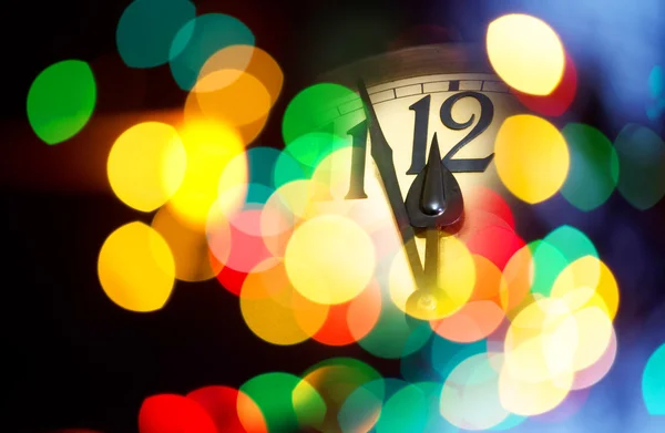 Новогодние часы — стоковое фото