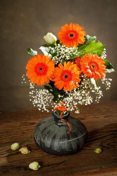 Bouquet in vase — Stock Photo, Image