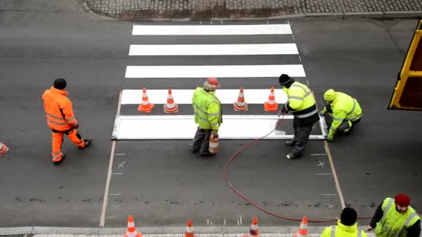 Making of pedestrian crossing — Stock Video