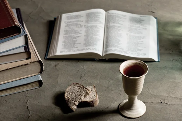 Communion under both kinds — Stock Photo, Image