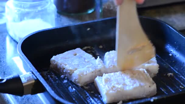 Frying of fish fillet — Stock Video