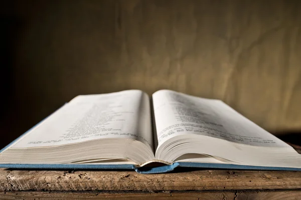 Biblia deschisă — Fotografie, imagine de stoc
