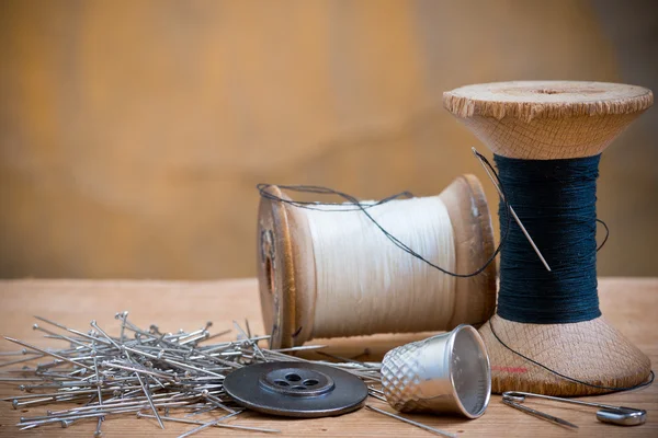 Two spools of thread — Stock Photo, Image