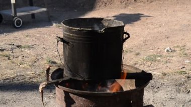 pot pişirme ile açık şömine