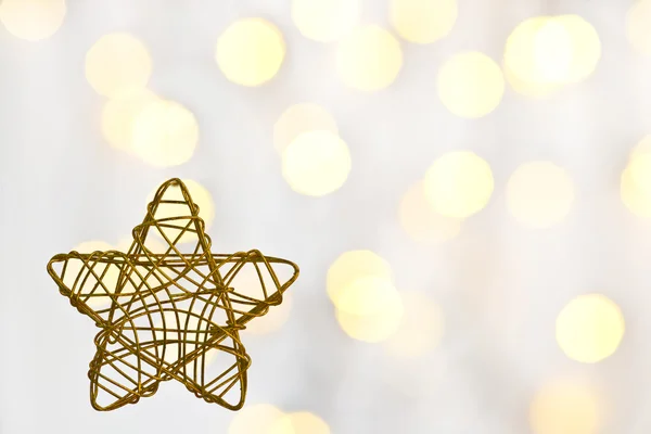 白い背景の上のクリスマスの星 — ストック写真