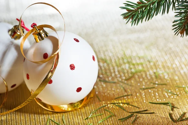 White Christmas ball — Stock Photo, Image