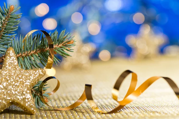 Vánoční dekorace s jehlami — Stock fotografie