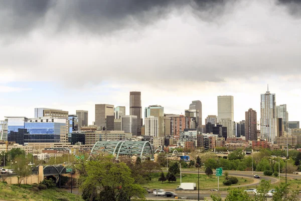 Wieżowce w centrum Denver, Colorado — Zdjęcie stockowe