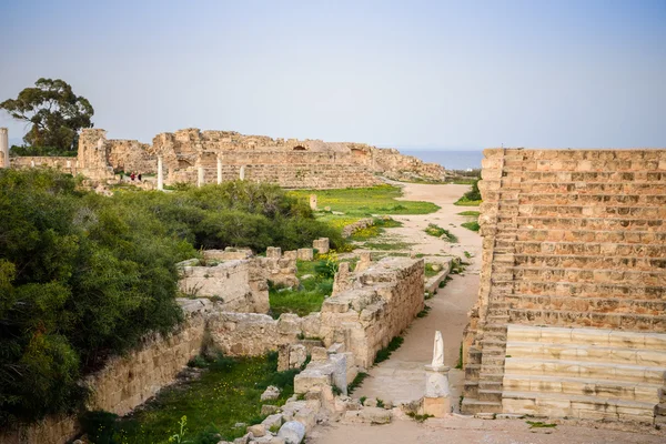 Anfiteatro en la antigua ciudad de Salamis, norte de Chipre . — Foto de Stock