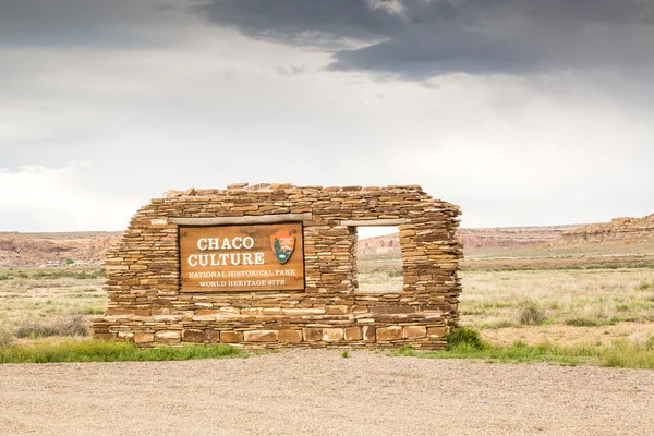 Chaco kultur National Historical Park Welcomig tecken — Stockfoto