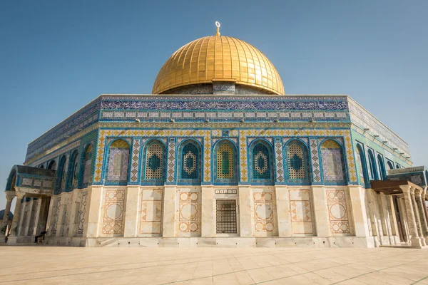 Kopuła meczetu skały na świątynnym w Jerozolimie — Zdjęcie stockowe