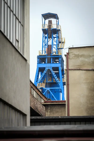 Eje minero. Carbón ha sido excavado en Silesia durante años . — Foto de Stock