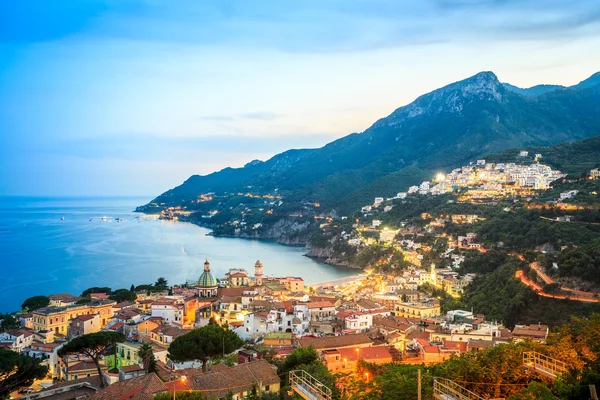 Vietri Sul Mare, wybrzeże Amalfi, Salerno, Włochy — Zdjęcie stockowe