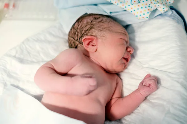 Newborn Baby Boy Waiting Being Dressed Birth — Stock Photo, Image