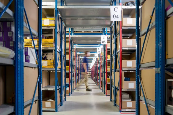 Long Corridor Big Modern Warehouse Full Goods — Stock Photo, Image