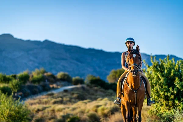 Young Woman Enjoying Horse Riding Mountainous Wilderness Andalusia Spain — Stock Photo, Image