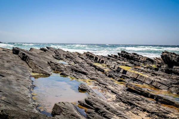 Skały Plaży Zambujeira Mar Vicentina Coast Natural Park Alentejo Portugalia — Zdjęcie stockowe
