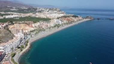 Almunecar, Costa del Sol, Endülüs, İspanya 'daki tatil beldeleri ve kıyı manzarası