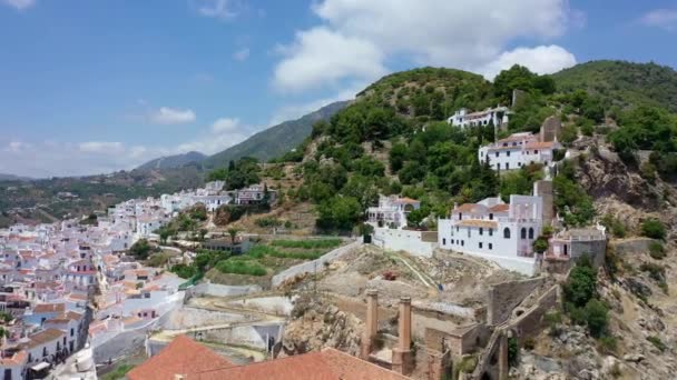 Flygfoto Över Den Pittoreska Staden Frigiliana Ligger Den Bergiga Regionen — Stockvideo