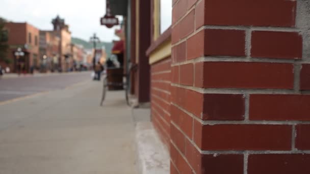 Calle principal en Deadwood establecida durante la fiebre del oro, Dakota del Sur — Vídeo de stock