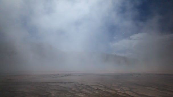 Grand Prismatic Spring i Yellowstone National Park — Stockvideo