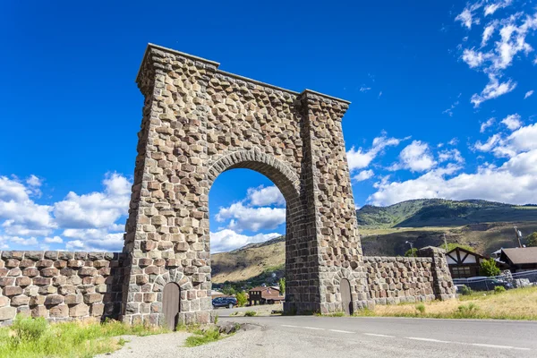 Entrance to Yellowstone National Park — Stock Photo, Image