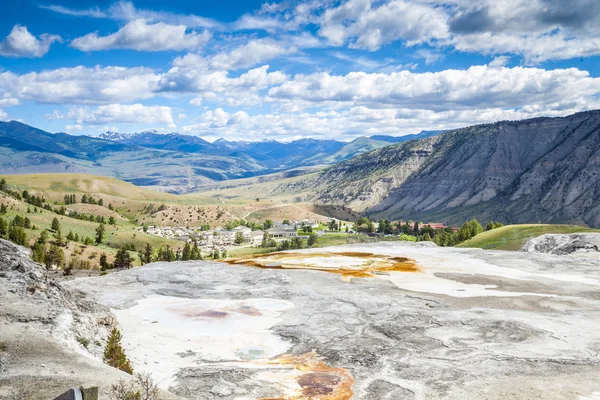 Mammuth Hot Springs, Yellowstone National Park — Stockfoto